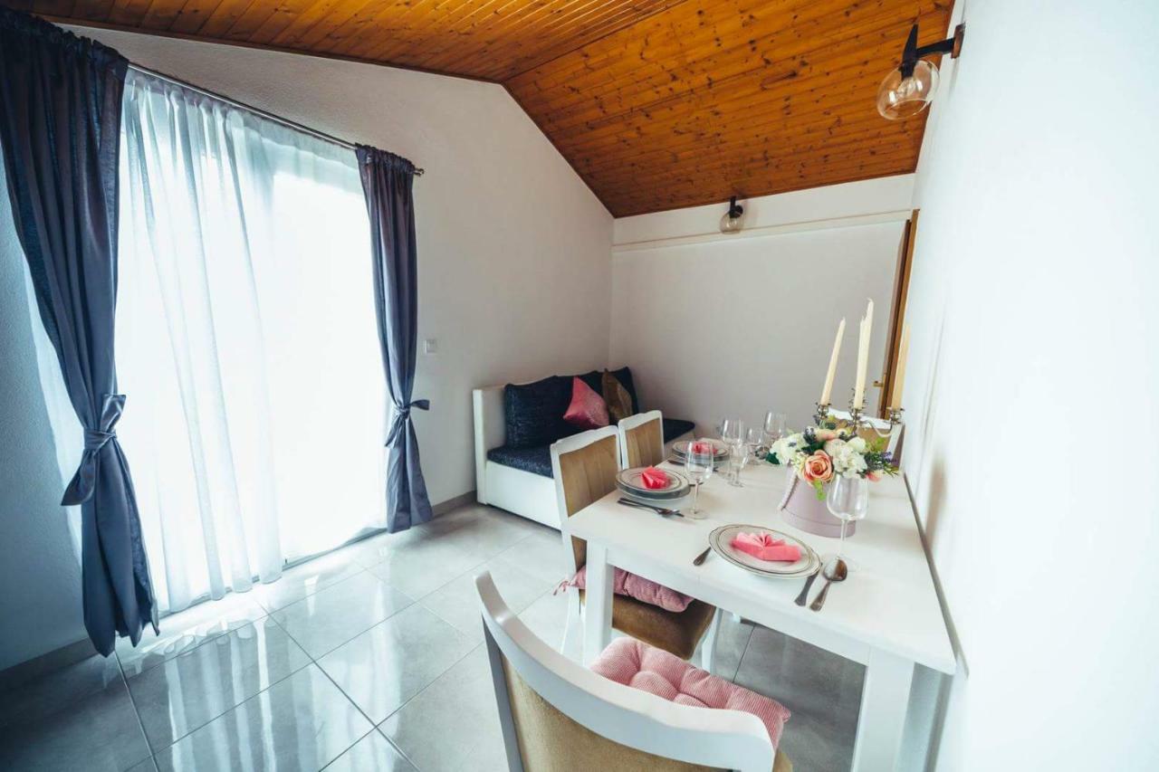 Apartments Juric Целина Экстерьер фото