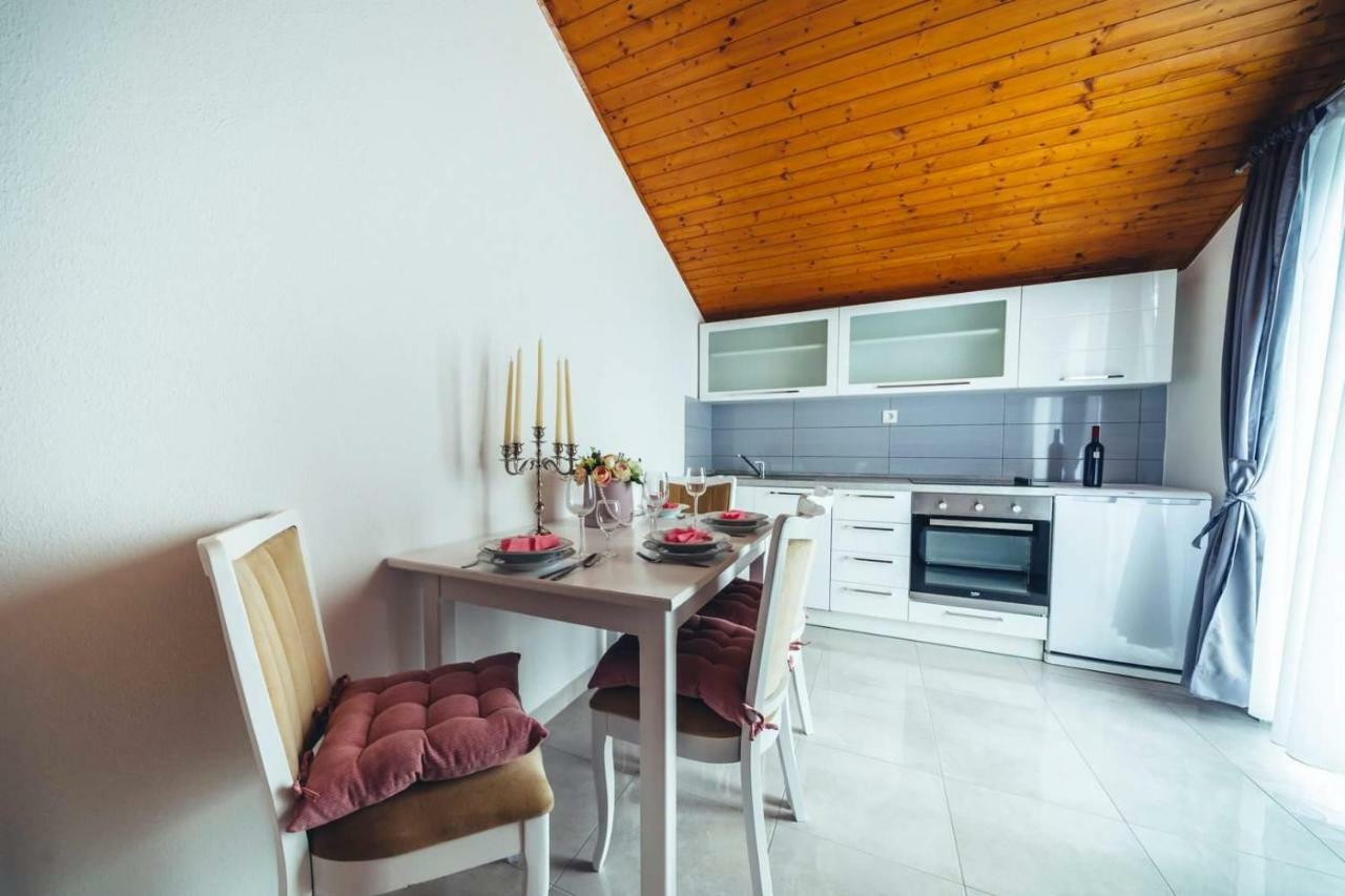 Apartments Juric Целина Экстерьер фото